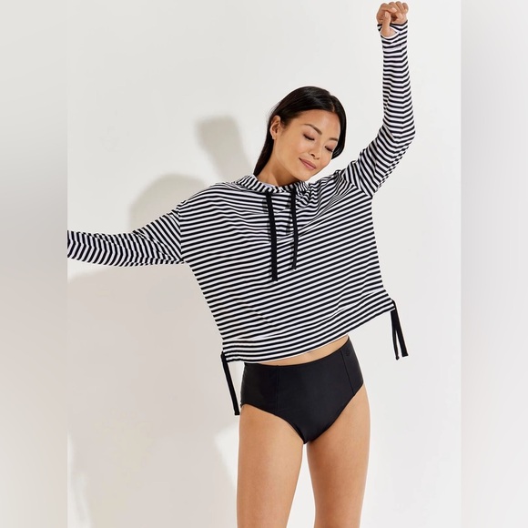 NWT. Coolibar. Waikal Swim Hoodie. UPF 50+ Quick dry. Black and white stripe. - Picture 2 of 9